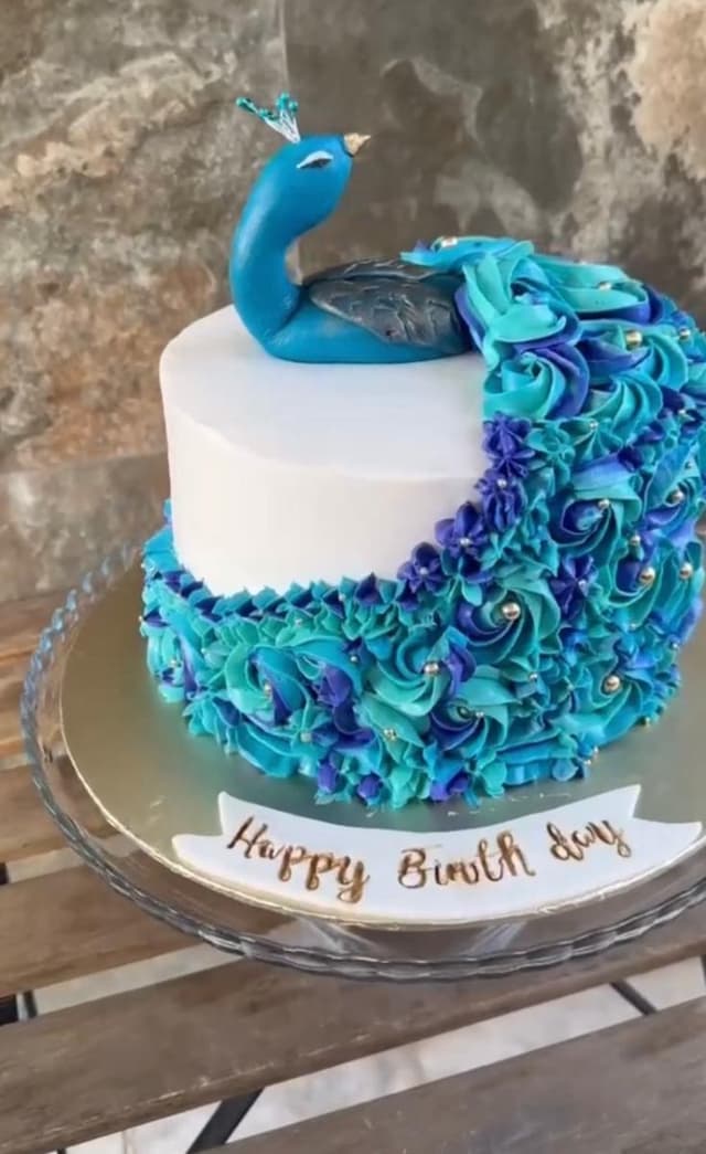 Royal Peacock Cake